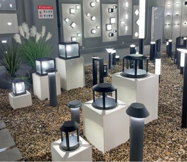 mini bollard lights display area